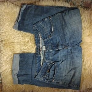 Sonoma Modern Capri Size 8